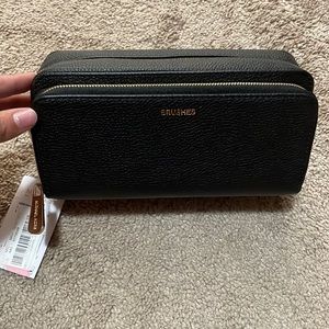 New makeup bag with tags